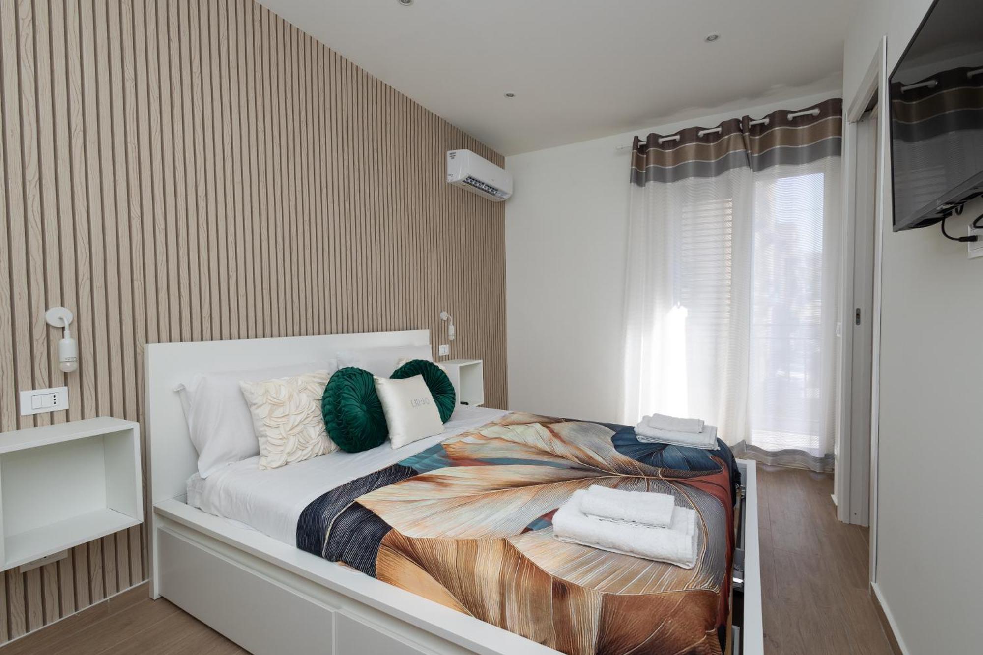 Ludo Holiday House - Charming Con Patio A Due Passi Dalla Cattedrale Palermo Exterior foto