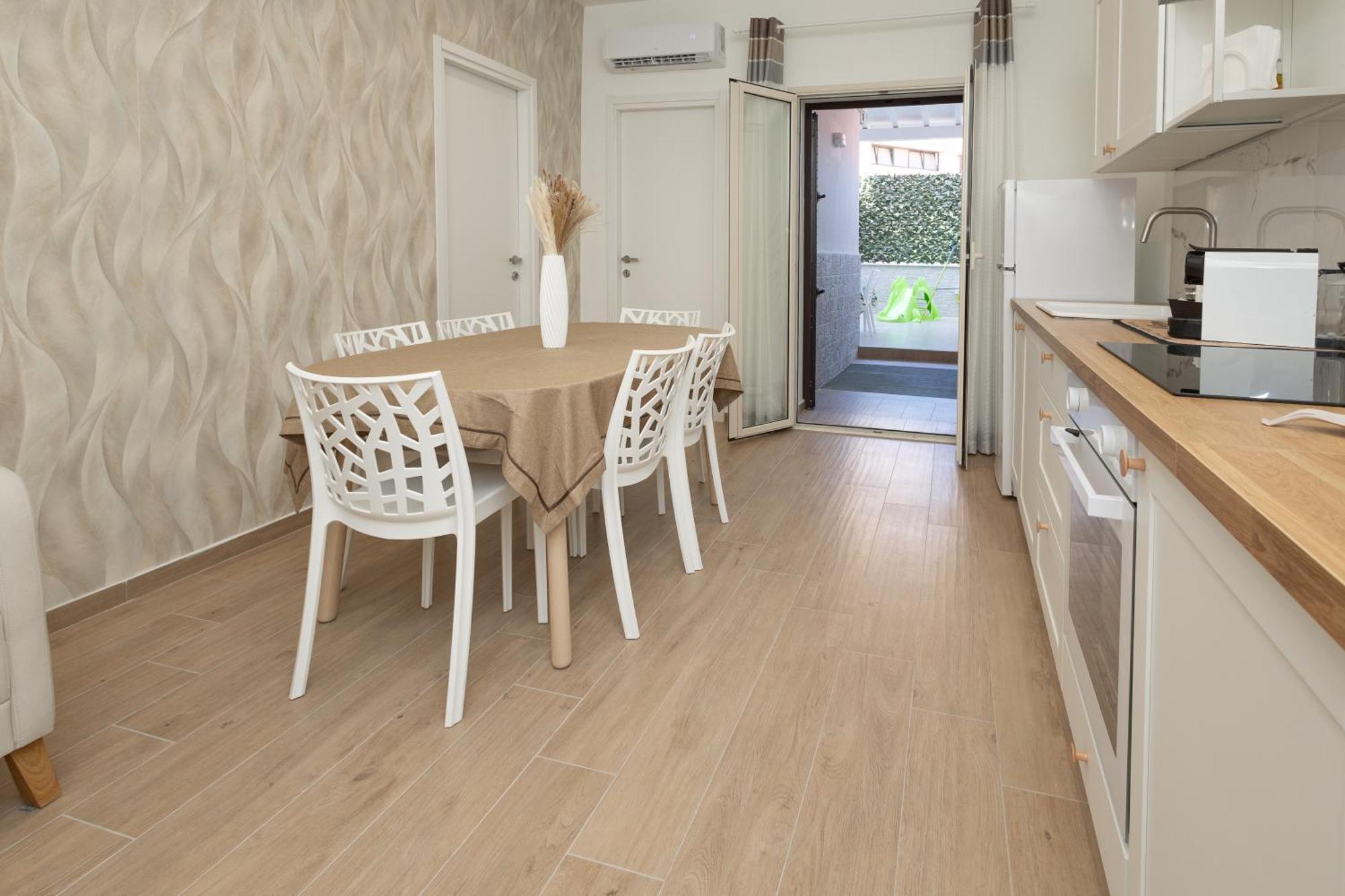 Ludo Holiday House - Charming Con Patio A Due Passi Dalla Cattedrale Palermo Exterior foto