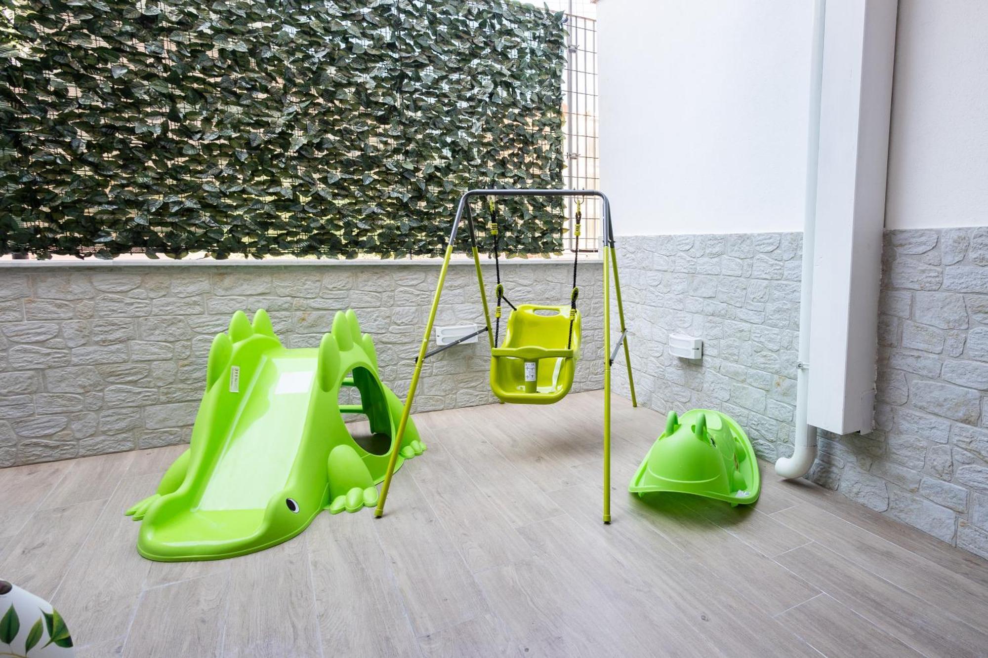 Ludo Holiday House - Charming Con Patio A Due Passi Dalla Cattedrale Palermo Exterior foto